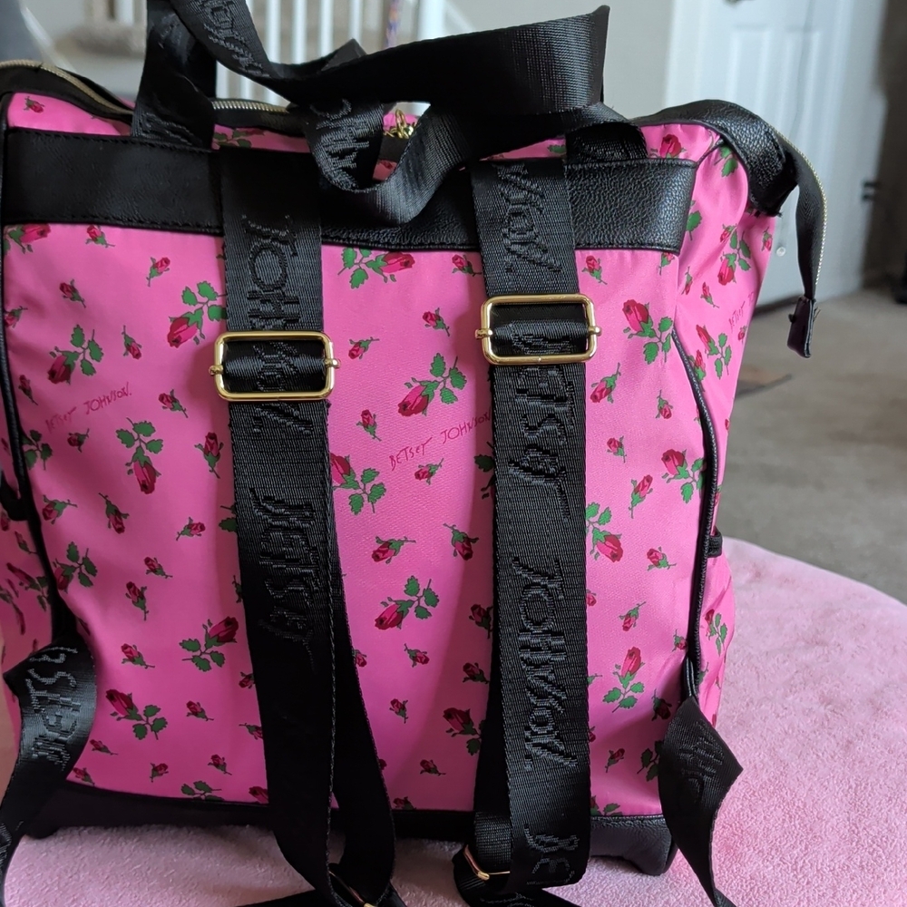 Betsey Johnson Pink Quilted Floral Backpack with Black Trim - Picture 3 of 4